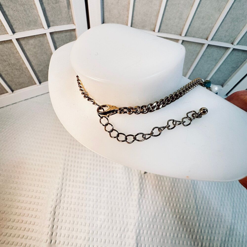 Beautiful Beaded Rhinestones Statement Necklace - Picture 5 of 8